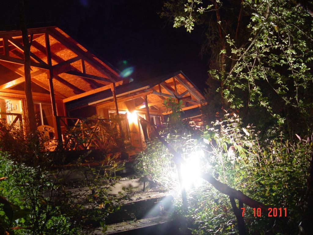 Cabanas El Bosque Patagonico 弗鲁蒂亚尔 外观 照片