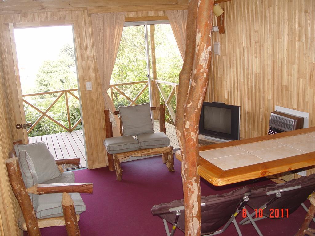 Cabanas El Bosque Patagonico 弗鲁蒂亚尔 客房 照片